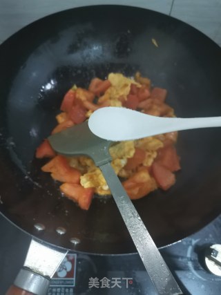 番茄炒蛋的做法步骤：7