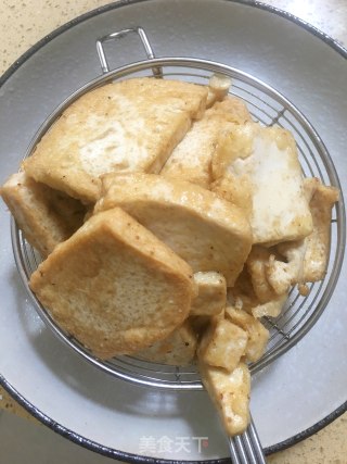 啤酒焖豆腐鱼的做法步骤：5