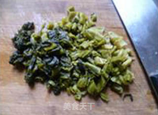 酸菜炒豇豆的做法步骤：3