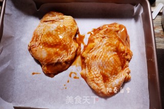 酱香烤鸡腿肉????（烤箱版）烤鸡肉的做法步骤：5
