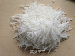 泼拌白萝卜丝的做法步骤：2