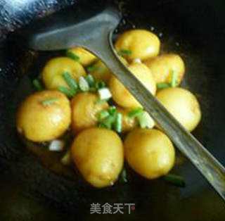 红烧小土豆的做法步骤：10