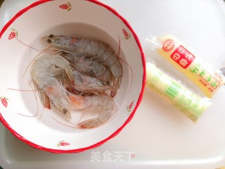 虾仁豆腐的做法步骤：1