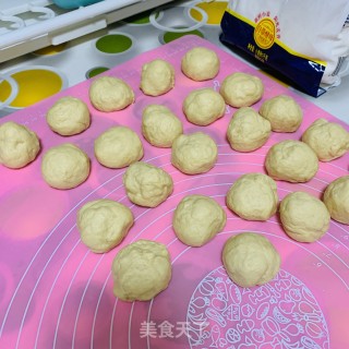 板栗包子的做法步骤：5