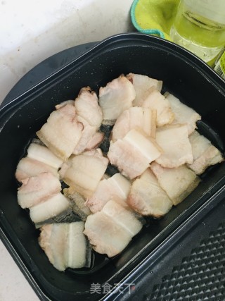 五花肉炒洋葱的做法步骤：4