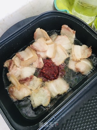 五花肉炒洋葱的做法步骤：5