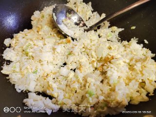 白菜鸡蛋炒饭的做法步骤：8