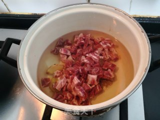 杏鲍菇牛肉粒的做法步骤：5