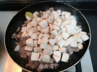 杏鲍菇牛肉粒的做法步骤：11