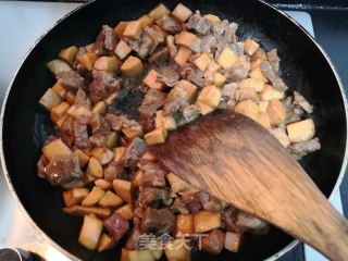 杏鲍菇牛肉粒的做法步骤：17