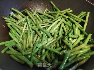 豆角炒牛肉的做法步骤：6