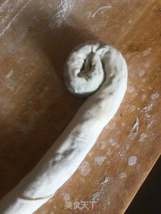 韭菜海米鸡蛋卷饼的做法步骤：9