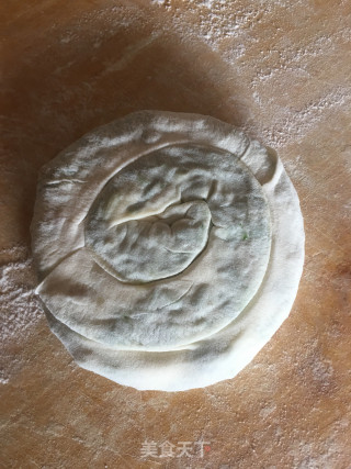 韭菜海米鸡蛋卷饼的做法步骤：10