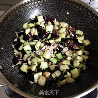 肉末茄丁的做法步骤：3
