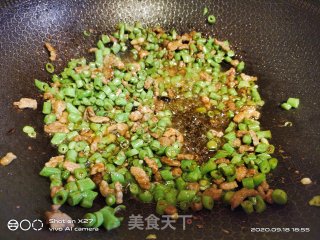 肉丝豆角炒饭的做法步骤：4