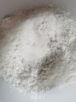 炸鸡腿的做法步骤：3