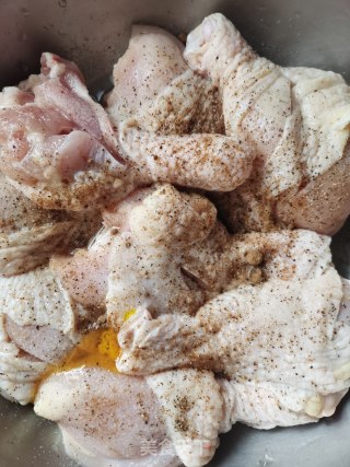 炸鸡腿的做法步骤：4