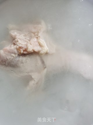 炸鸡腿的做法步骤：7