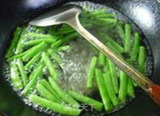 番茄炒四季豆的做法步骤：4