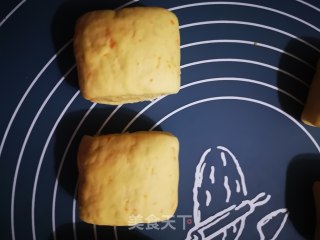 胡萝卜碎刀切馒头的做法步骤：8