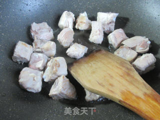 姬松茸烧排骨的做法步骤：2