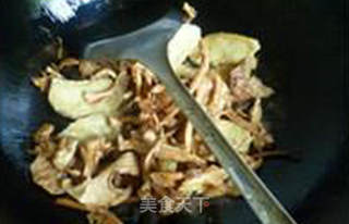 鸡棕菌烧小素鸡的做法步骤：6