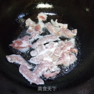 香菇肉片炒茭白的做法步骤：4