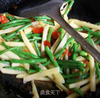 剁椒土豆炒豇豆的做法步骤：8