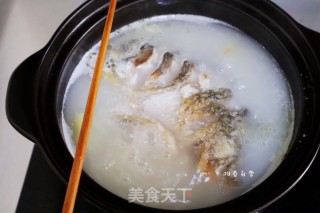 豆腐鲫鱼汤㊙️（汤奶白有技巧）鲜美营养清炖鱼汤的做法步骤：8