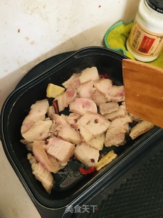 五花肉焖土豆的做法步骤：5
