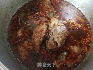 吮指酱牛犍的做法步骤：18