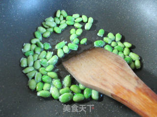 毛豆与南瓜的做法步骤：3