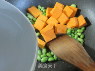 毛豆与南瓜的做法步骤：4