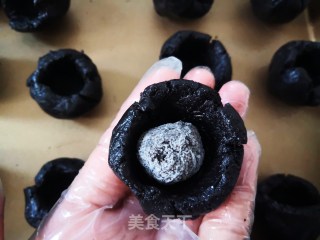黑芝麻流心月饼的做法步骤：9