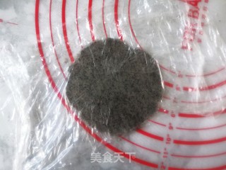 黑芝麻流心月饼的做法步骤：12