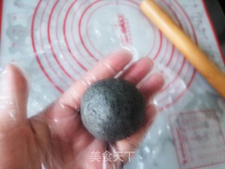 黑芝麻流心月饼的做法步骤：14