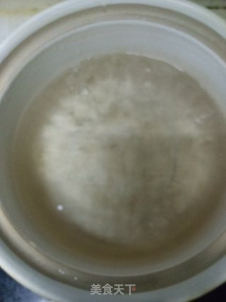 老南瓜玉米面粥的做法步骤：2