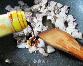 青红椒炒五花肉的做法步骤：4