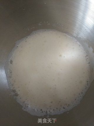 简易花边翻转玫瑰蛋糕的做法步骤：6