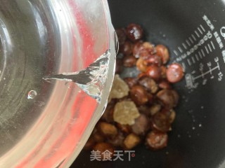 家庭简易版糖炒栗子的做法步骤：4