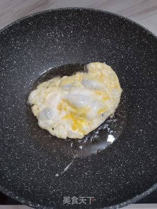 黄骨鱼蛋汤的做法步骤：1