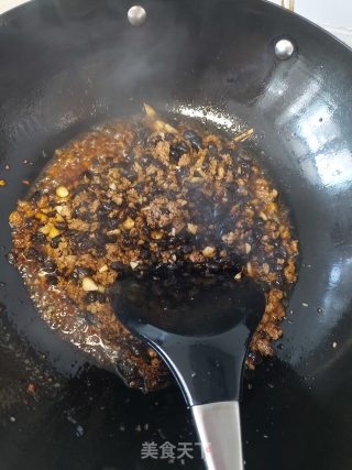 自制老干妈牛肉末豆豉酱的做法步骤：7