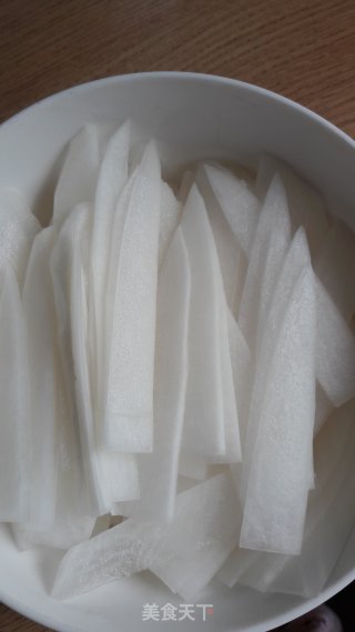 蜂蜜萝卜水的做法步骤：1