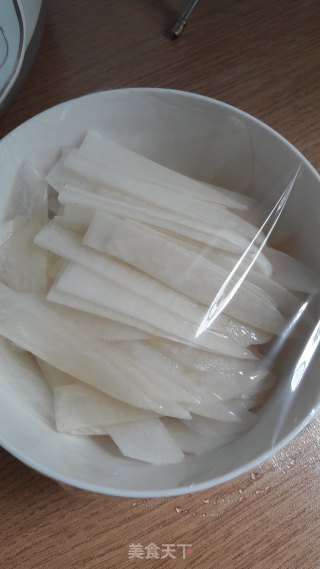 蜂蜜萝卜水的做法步骤：3