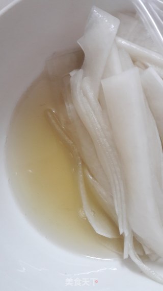 蜂蜜萝卜水的做法步骤：5