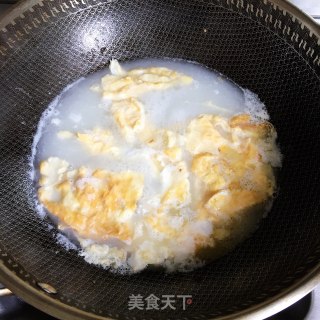 丝瓜豆腐汤的做法步骤：2