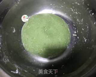 菠菜黑芝麻双色馒头的做法步骤：3