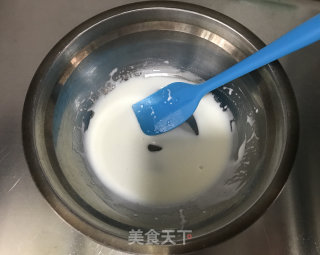 迷你酸奶小蛋糕的做法步骤：2