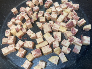 孜然火腿猪肉土豆丁的做法步骤：3