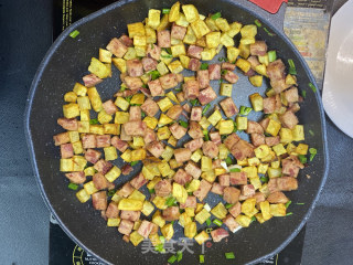 孜然火腿猪肉土豆丁的做法步骤：6